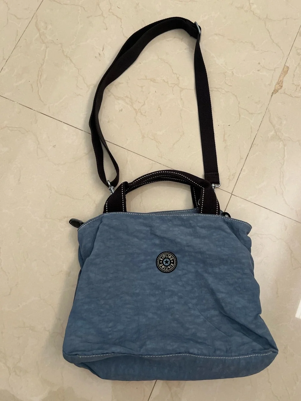 Kipling simple blue